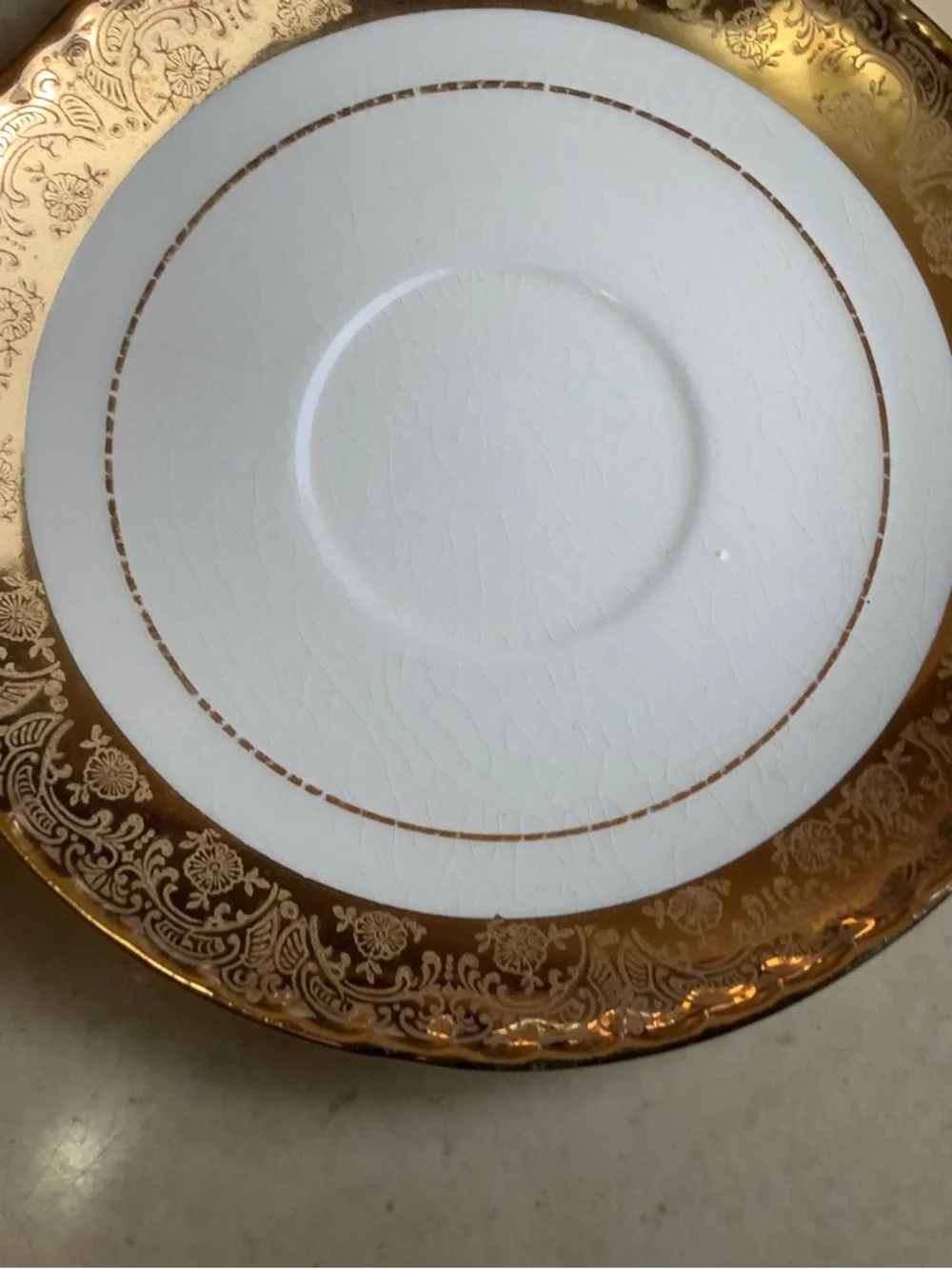 Vintage Crooksville China Co 22K Gold Colonial Courting Couple tea cup & saucers
